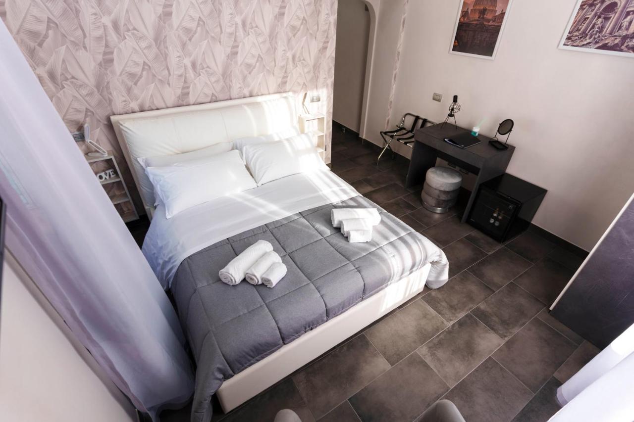 Julia Luxury Suite Рим Екстер'єр фото